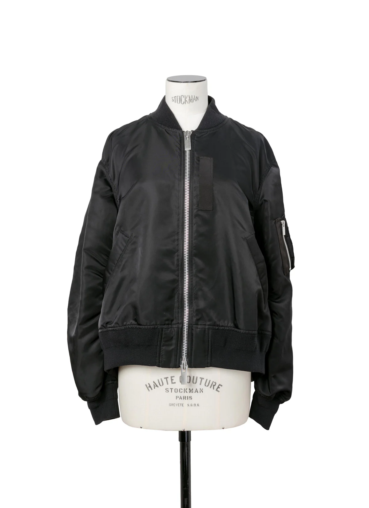 Best Clothes to Buy in Japan (2026): Designer Gems & Streetwear 6 sacai Nylon Twill Blouson